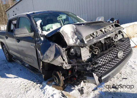 2018 Toyota Tundra Sr5 5.7L V8 из США, поврежденный, VIN 5TFDY5F18JX711056